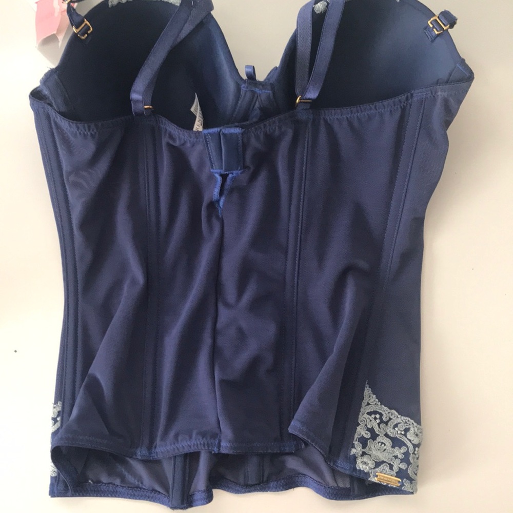 Lycra Intimate Set - Picture 3 of 8